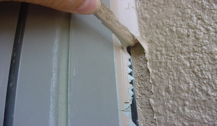Common Issues Contractors Face When Installing Sealants